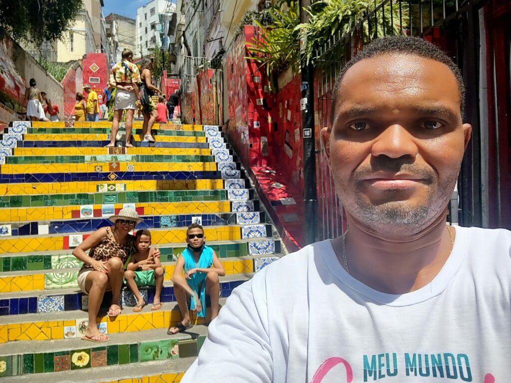Foto da franqueada Denise em sua viagem para o Rio de Janeiro que foi uma troca de pontos acumalados por ser franqueada Gazin