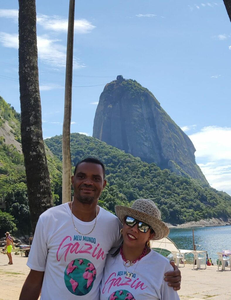 Foto da franqueada Denise em sua viagem para o Rio de Janeiro que foi uma troca de pontos acumalados por ser franqueada Gazin